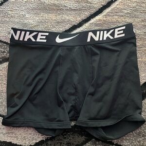 🪴2 for $10 Dri-Fit Nike Spandex BOYS🪴